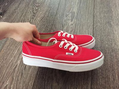 Лот: 9883553. Фото: 1. Кеды Vans красные, размер 37,5. Кеды, кроссовки, слипоны