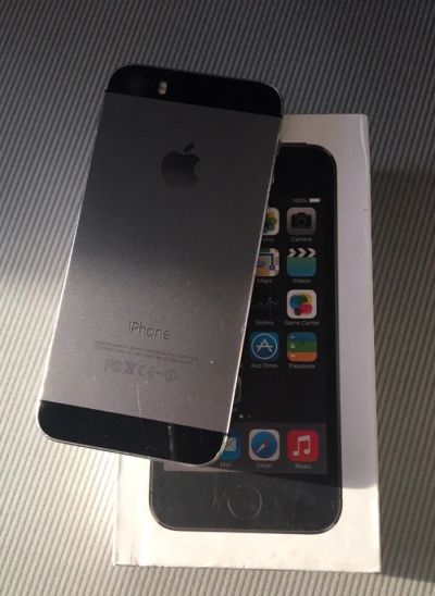 Лот: 8751988. Фото: 1. iphone 5s. Смартфоны