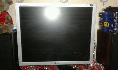Лот: 9221629. Фото: 1. Монитор LG 19дюймов. ЖК-мониторы
