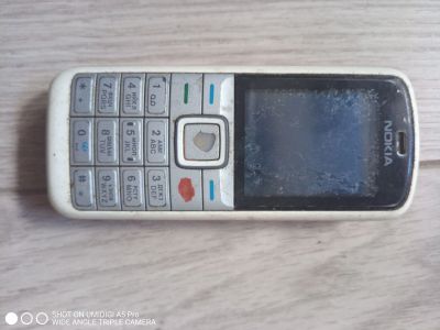 Лот: 25406492. Фото: 1. Телефон мобильный кнопочный Nokia. Кнопочные мобильные телефоны
