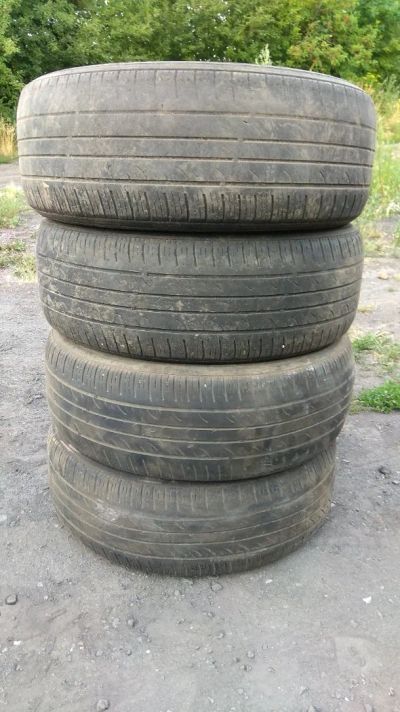 Лот: 11809315. Фото: 1. Шины 235/55/17 цена за все. Шины