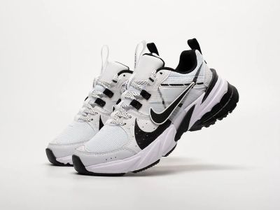 Лот: 24974015. Фото: 1. Кроссовки Nike V2K Run. Кеды, кроссовки, слипоны