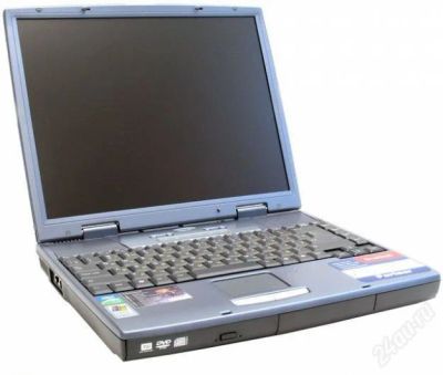 Лот: 817694. Фото: 1. Ноутбук RoverBook Partner E418L. Ноутбуки
