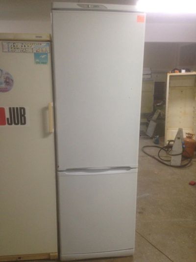 Лот: 12478123. Фото: 1. Бу Холодильник Стинол (2). Холодильники, морозильные камеры