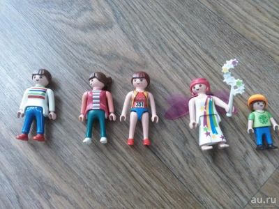 Лот: 9744928. Фото: 1. Playmobil фигурки девочки. Конструкторы