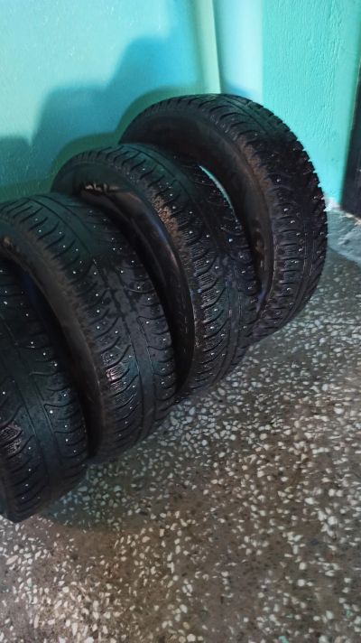 Лот: 20994019. Фото: 1. Комплект зимних шин Bridgestone... Шины
