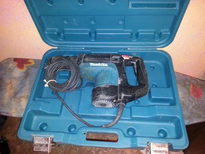 Лот: 4809221. Фото: 1. перфоратор sds-max makita HR4010C. Электроинструмент