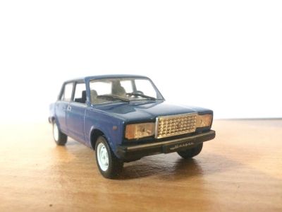 Лот: 9478586. Фото: 1. ваз-2107. Автомоделизм
