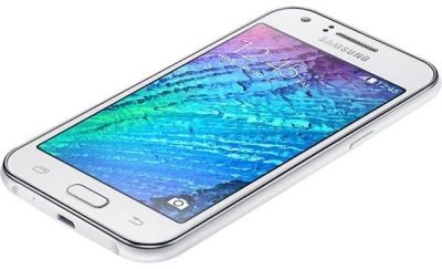 Лот: 10859410. Фото: 1. Смартфон Samsung Galaxy J1 2015... Смартфоны