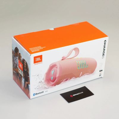 Лот: 25651996. Фото: 1. Оригинальная Bluetooth колонка... Портативные, беспроводные колонки