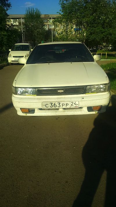 Лот: 12490434. Фото: 1. Nissan Bluebird RU12. Автомобили