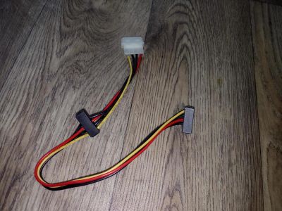 Лот: 11572582. Фото: 1. шлейф molex - SATA 2. Шлейфы, кабели, переходники