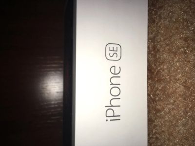 Лот: 12230292. Фото: 1. iPhone SE, 32gb. Обмен. Смартфоны