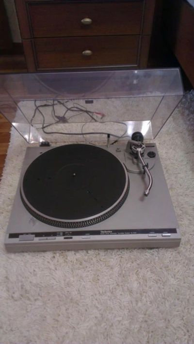 Лот: 11414695. Фото: 1. Technics SL-D33. Виниловые проигрыватели и электрофоны