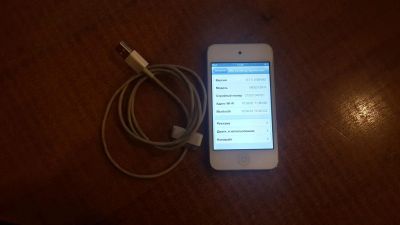 Лот: 3522479. Фото: 1. плеер apple ipod touch 4 8Gb... Плееры