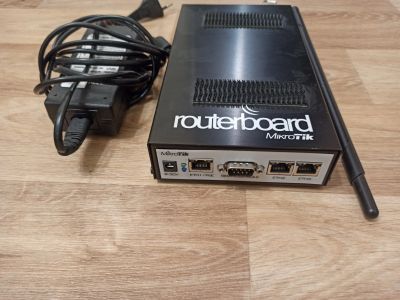 Лот: 20228399. Фото: 1. Маршрутизатор routerboard 433AH. Маршрутизаторы (роутеры)