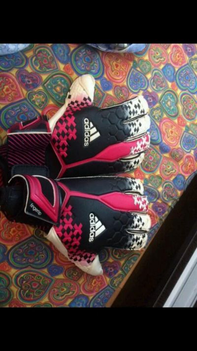 Лот: 9886727. Фото: 1. Перчатки вратарские adidas. Перчатки