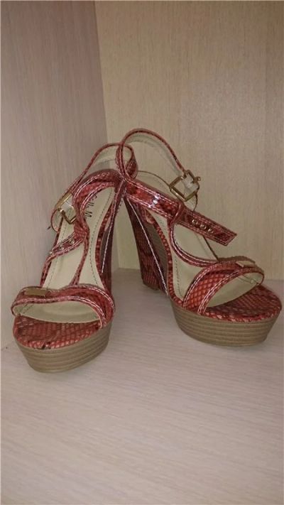 Лот: 7578278. Фото: 1. Босоножки розовые, р. 36. Новые... Босоножки