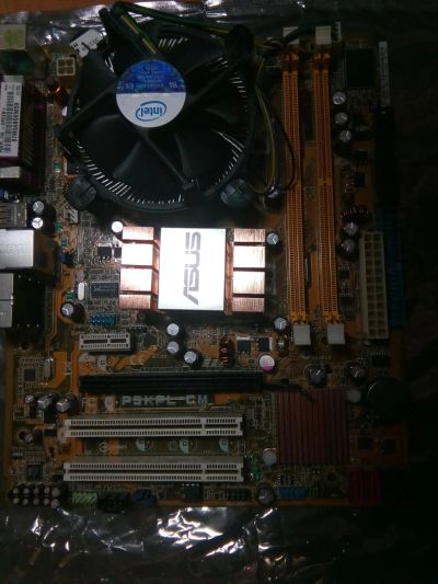 Лот: 8917602. Фото: 1. ASUS P5KPL-CM E7300. Материнские платы