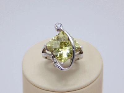 Лот: 14755701. Фото: 1. СЕРЕБРЯНОЕ КОЛЬЦО 7,84 ГРАММ. Кольца, перстни
