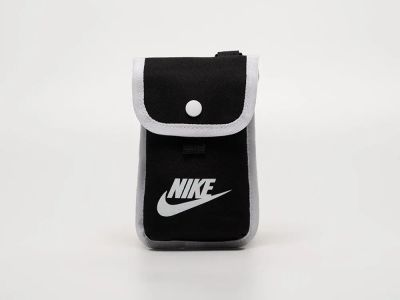 Лот: 24974123. Фото: 1. Наплечная сумка Nike. Сумки