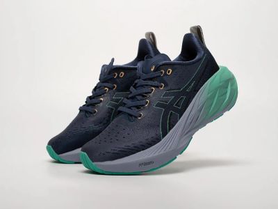 Лот: 24974391. Фото: 1. Кроссовки Asics Novablast 4. Кеды, кроссовки, слипоны