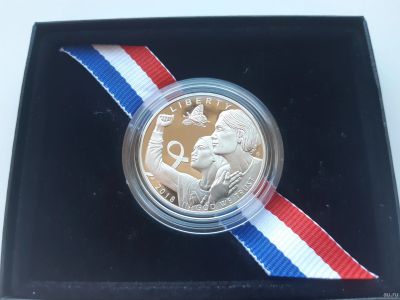 Лот: 18164999. Фото: 1. США 50 центов 2018 г ( Half dollar... Америка