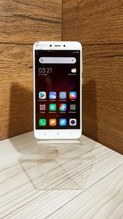 Лот: 19981682. Фото: 1. Смартфон Xiaomi Redmi 4X 2/32... Смартфоны