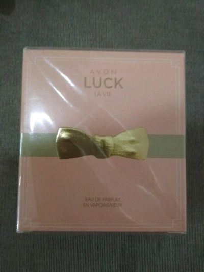 Лот: 12579677. Фото: 1. Парыюмерная вода Avon Luck la... Женская парфюмерия