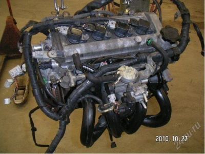Лот: 2592649. Фото: 1. Vitz двигатель 1sz-fe 1kr-fe. Двигатель и элементы двигателя
