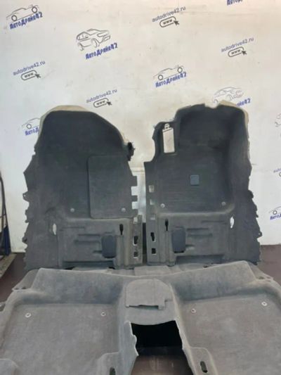 Лот: 23360658. Фото: 1. ковровое покрытие Volkswagen Touareg... Двигатель и элементы двигателя