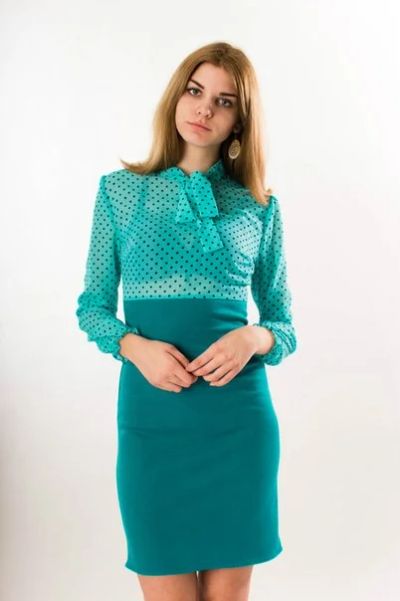Лот: 7019354. Фото: 1. Бирюзовое платье. Платья