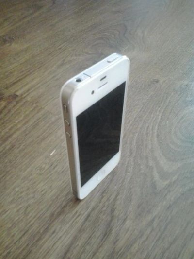 Лот: 4241789. Фото: 1. IPhone 4 16GB(Обмен на мопед). Смартфоны