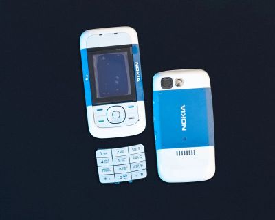 Лот: 19823581. Фото: 1. Корпус Nokia 5200 бело-синий+клавиатура... Другое (запчасти, оборудование)