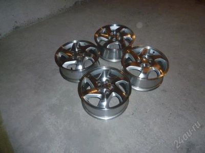 Лот: 813718. Фото: 1. Диски оригинальные на Mazda Tribute... Диски
