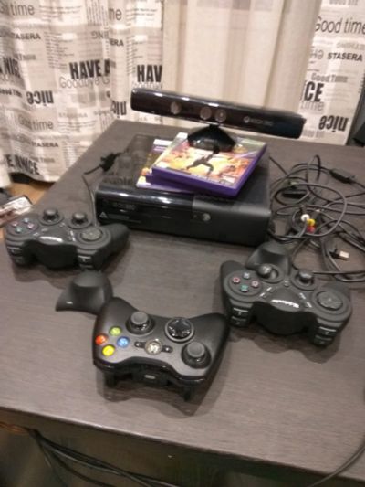 Лот: 15399497. Фото: 1. Игровая консоль ХBox 360 250 Гб... Игровые приставки, консоли