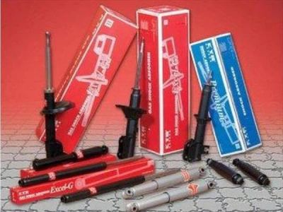 Лот: 6504845. Фото: 1. KYB 334270 стойка Toyota Lexus... Ходовая, подвеска, рулевое управление