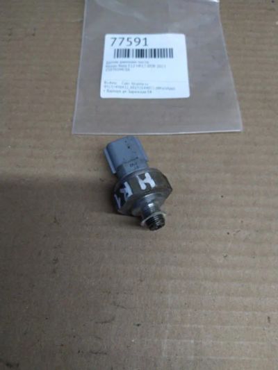 Лот: 21403826. Фото: 1. датчик давления масла Nissan Note... Электрооборудование