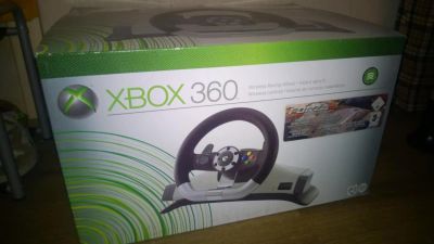 Лот: 4683223. Фото: 1. Игровой руль с педалями для Xbox... Аксессуары для игровых приставок, консолей, геймпады