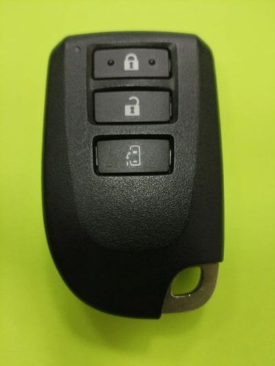 Лот: 25210846. Фото: 1. Смарт ключ Toyota Porte/Spade. Электрооборудование