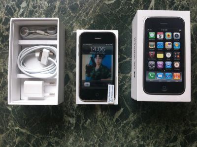Лот: 3343903. Фото: 1. Apple iPhone 3GS 16GB (белый). Смартфоны