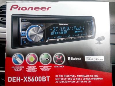 Лот: 17021624. Фото: 1. Магнитола Pioneer DEH X5600BT. Автомагнитолы