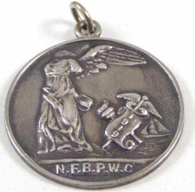 Лот: 5856038. Фото: 1. Медаль феминистская n.f.b.p.w... Кулоны, подвески