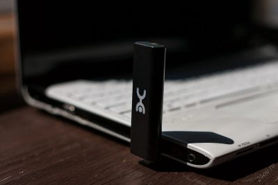 Лот: 5726957. Фото: 1. Модем Yota 4G (LTE) за полцены... Другое (смартфоны, связь, навигация)