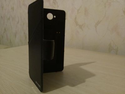 Лот: 9430277. Фото: 1. Чехол- книжка Lumia 650. Чехлы, бамперы