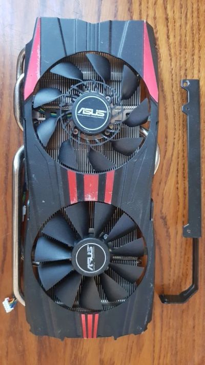 Лот: 11833007. Фото: 1. охлаждение от radeon r9 280x. Системы охлаждения