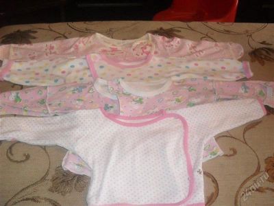 Лот: 2773120. Фото: 1. кофточки на кнопках. Ползунки, распашонки, слипы