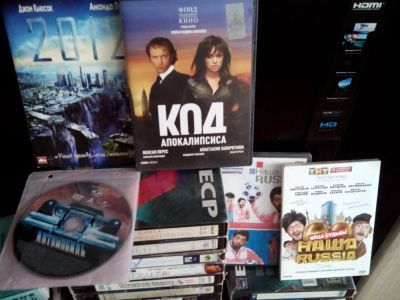 Лот: 3728722. Фото: 1. 5 DVD + 40 Видеокассет VHS. Видеозаписи, фильмы