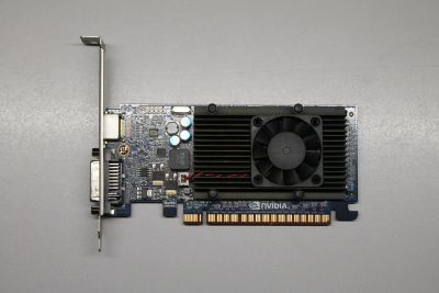 Лот: 21293666. Фото: 1. Видеокарта GeForce GT520 1Gb. Видеокарты