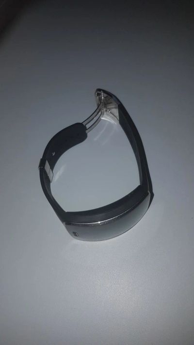 Лот: 10908298. Фото: 1. Samsung gear s. Смарт-часы, фитнес-браслеты, аксессуары